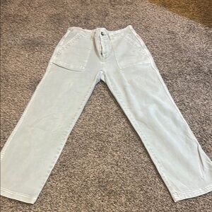 Faherty Cropped Ankle Pants in Light Gray